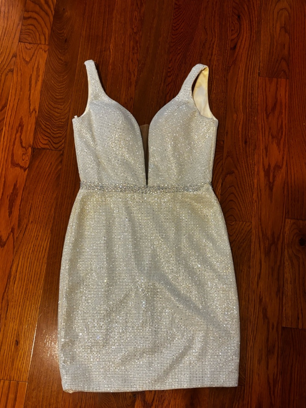Sparkling Silver Plunge Sheath Homecoming Dress